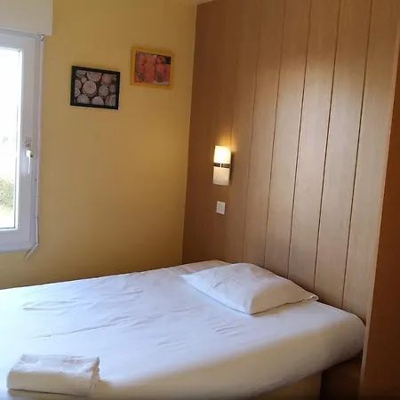 Fasthotel Memorial קאין